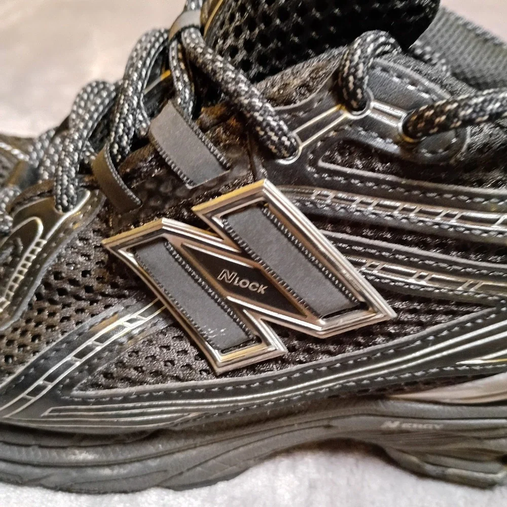 New Balance 1906R Black Silver Metallic Sneakers U1906RCS Mens 8 Womens 9.5